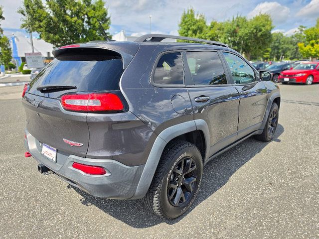 Used 2015 Jeep Cherokee Trailhawk w/ Cold Weather Group AWD/4WD image 6