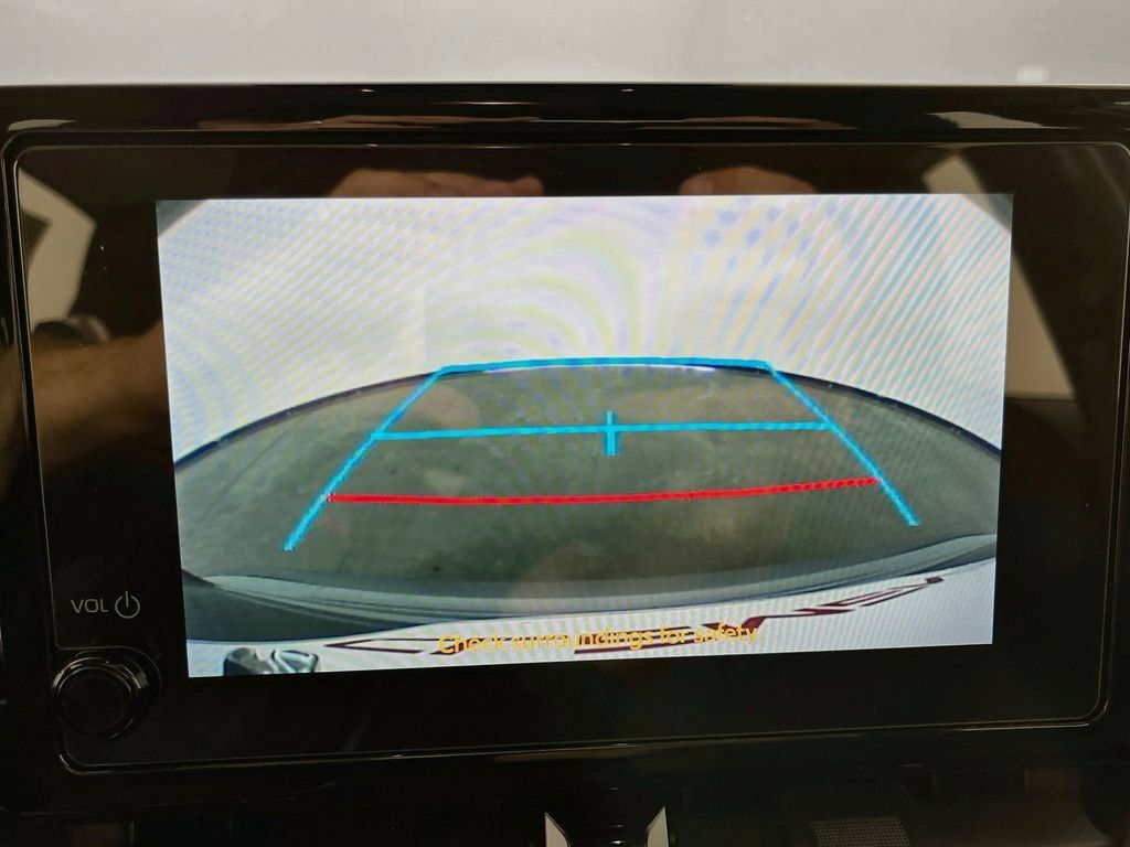 Used 2024 Toyota Corolla LE FWD image 24