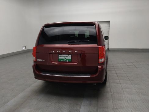 Used 2017 Dodge Grand Caravan SE image 7