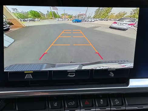 Used 2024 Chevrolet Silverado 2500 LT image 18