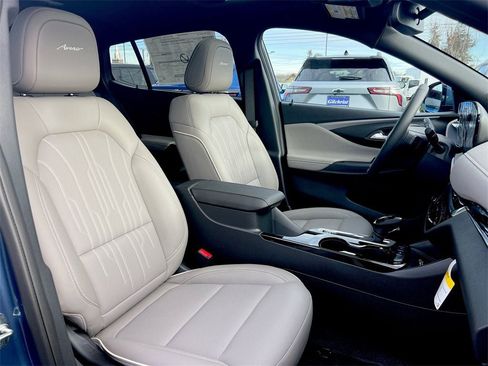 New 2026 Buick Envista Avenir image 22