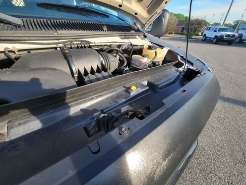 Used 2014 Ford E-150 and Econoline 150 image 16