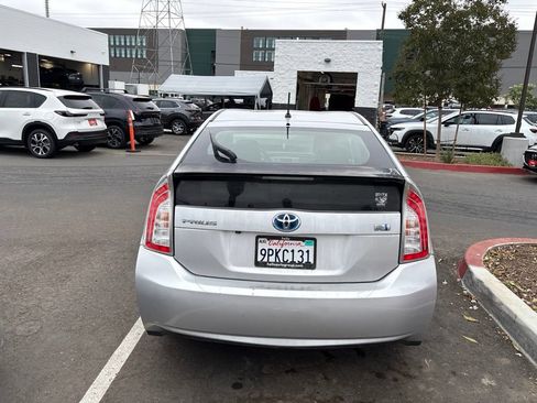 Used 2015 Toyota Prius Two FWD image 8