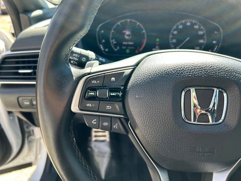 Used 2018 Honda Accord Sport image 22