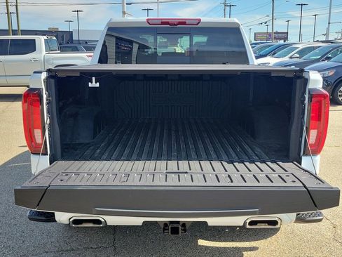 Used 2026 GMC Sierra 1500 Denali Ultimate AWD/4WD image 8