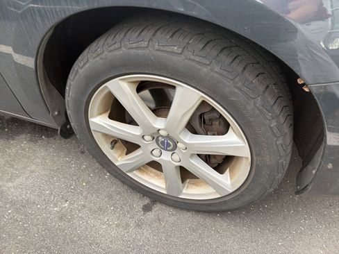 Used 2016 Volvo S60 T5 Premier image 3