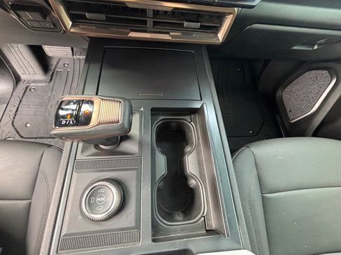 Used 2025 GMC Hummer EV 2X image 6