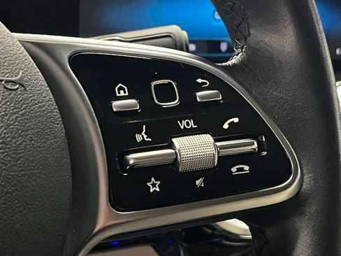 Used 2021 Mercedes-Benz GLA 250 image 24