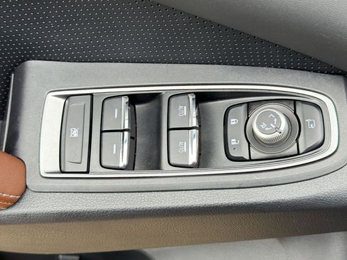 Used 2023 Subaru Ascent Touring AWD/4WD image 19