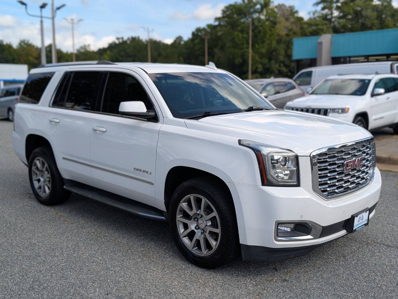 Used 2018 GMC Yukon Denali AWD/4WD image 10