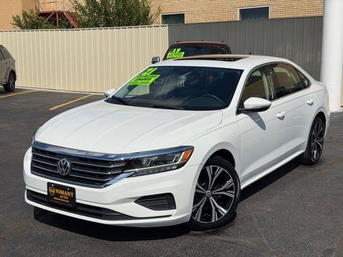 Used 2021 Volkswagen Passat 2.0T SE FWD image 8