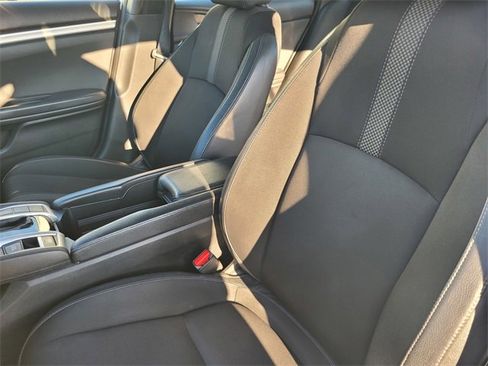 Used 2020 Honda Civic Sport image 13