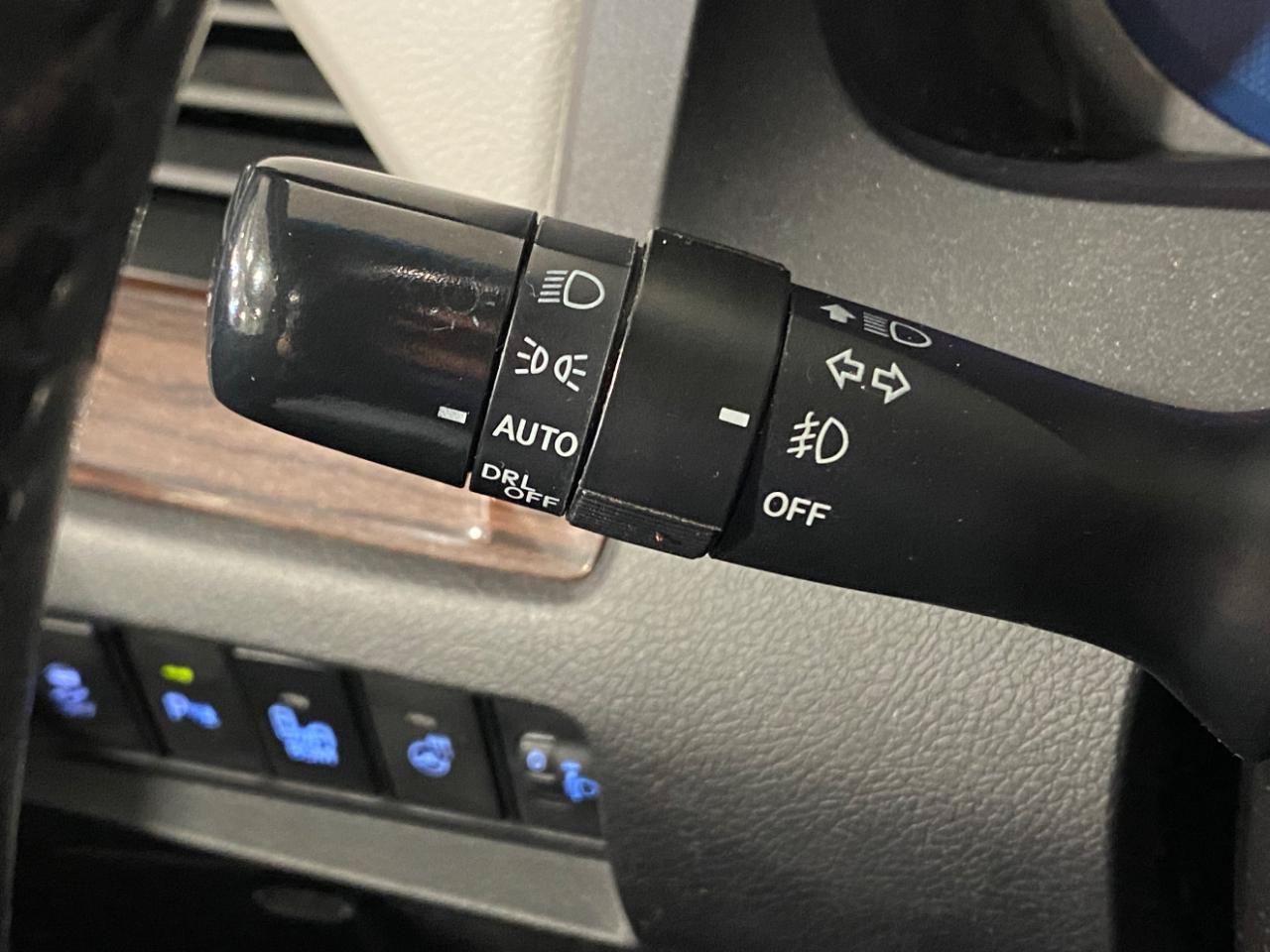 Used 2015 Toyota Sienna Limited Premium AWD/4WD image 18