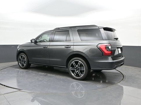 Used 2019 Ford Expedition Limited w/ Equipment Group 303A AWD/4WD image 5