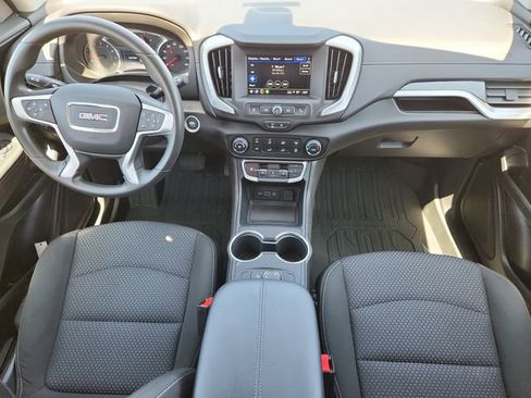 Used 2024 GMC Terrain SLE AWD/4WD image 16