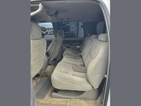 Used 2003 Chevrolet Suburban LS w/ LS Preferred Equipment Group image 7