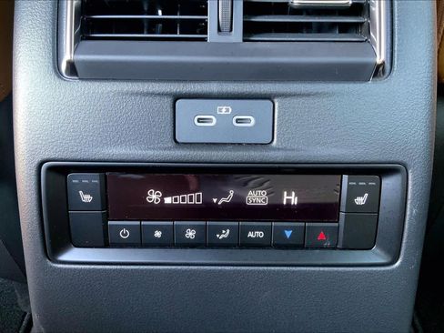 Used 2025 MAZDA CX-70 3.3 Turbo S w/ Premium Plus image 33