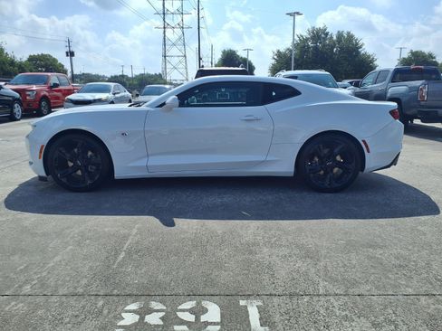 Used 2023 Chevrolet Camaro LT RWD image 22