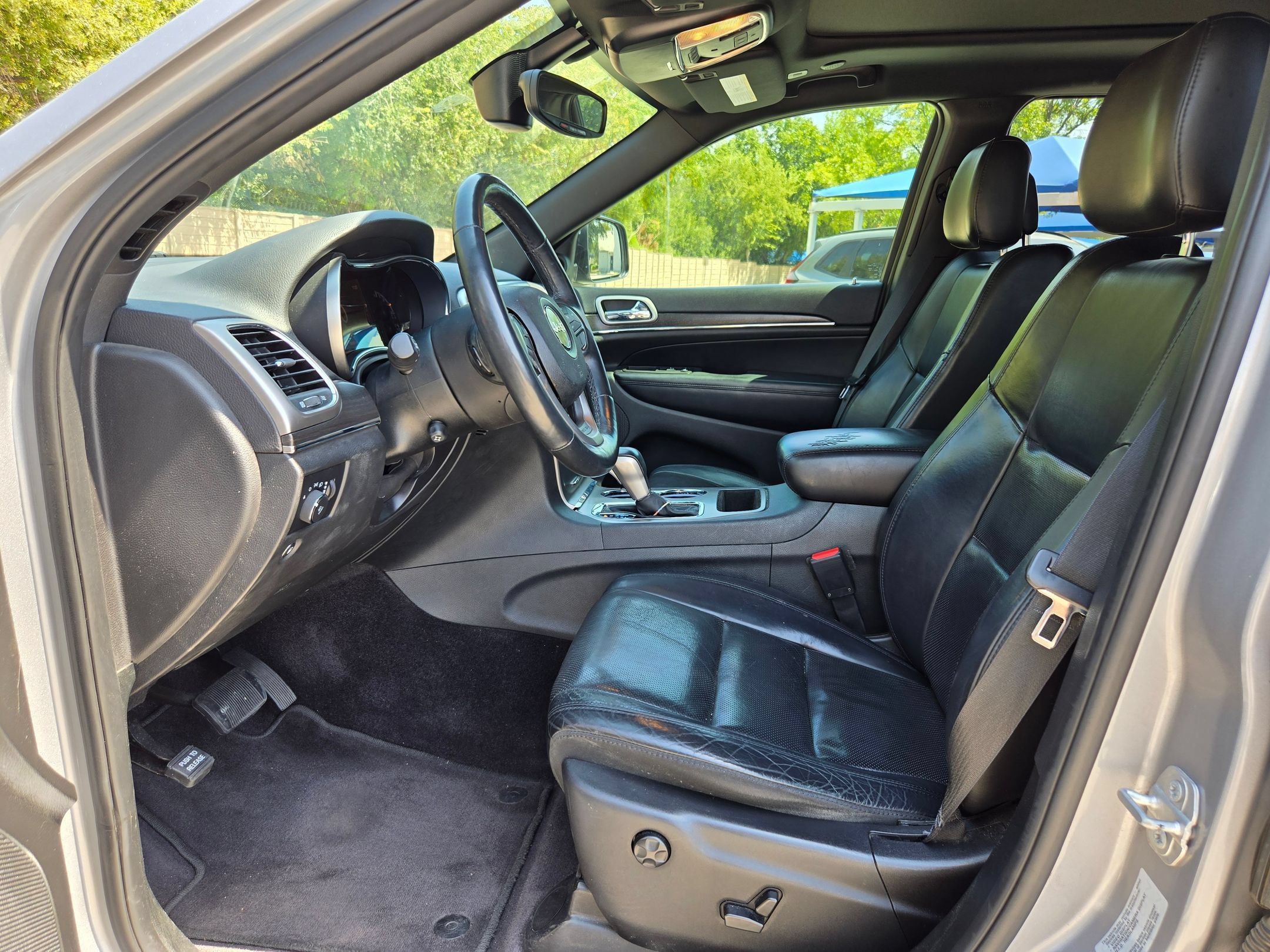 Used 2018 Jeep Grand Cherokee Limited w/ Luxury Group II RWD image 9