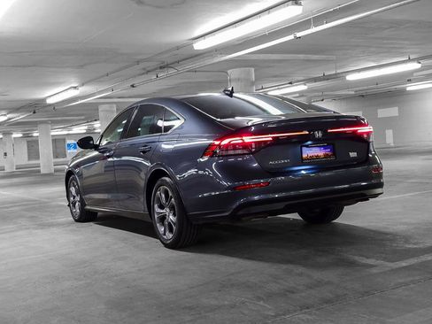 Used 2024 Honda Accord EX image 5