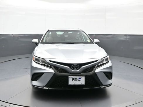 Certified 2020 Toyota Camry SE w/ Cold Weather Package AWD/4WD image 2