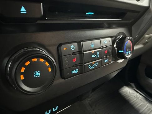 Used 2018 Ford F150 XLT w/ Equipment Group 302A Luxury AWD/4WD image 22
