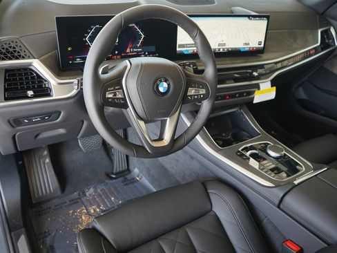 Used 2026 BMW X5 xDrive40i AWD/4WD image 12