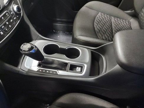 Used 2020 Chevrolet Equinox LT w/ Driver Convenience Package image 28