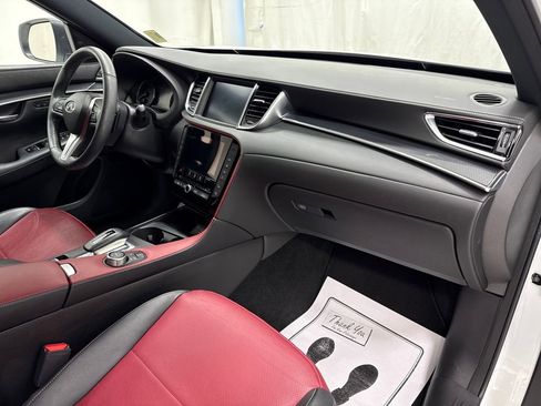 Used 2023 INFINITI QX50 Sport image 10