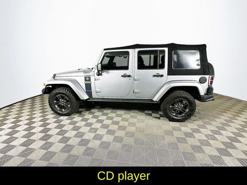 Used 2018 Jeep Wrangler Unlimited Sport AWD/4WD image 6