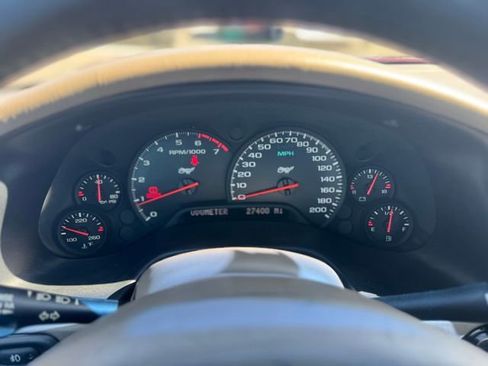 Used 2003 Chevrolet Corvette Convertible w/ Preferred Equipment Group1 RWD image 25