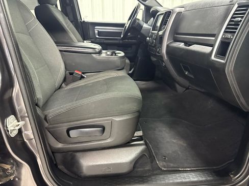 Used 2021 RAM 1500 Classic Warlock w/ Luxury Group AWD/4WD image 11
