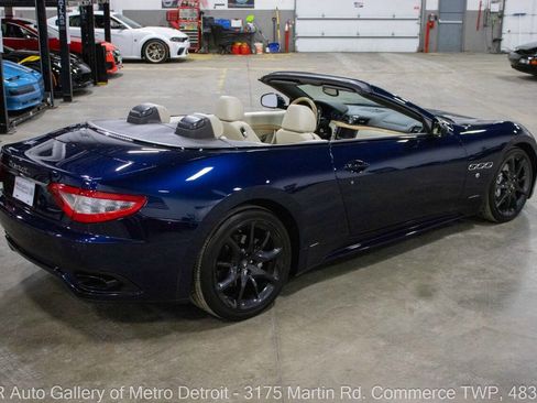 Used 2012 Maserati GranTurismo Sport image 8