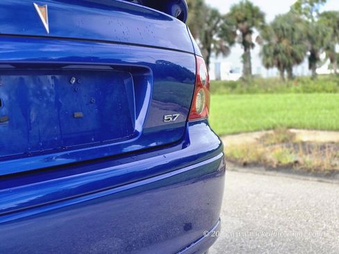 Used 2004 Pontiac GTO image 13