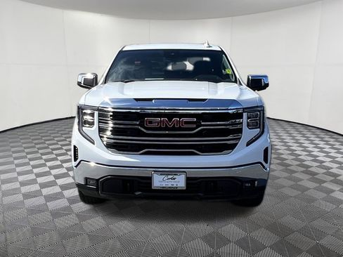 Used 2022 GMC Sierra 1500 SLT w/ X31 Off-Road Package image 2