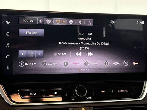 Used 2025 Nissan Altima 2.5 SR w/ SR Premium Package FWD image 16