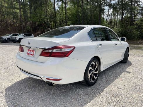 Used 2016 Honda Accord EX-L image 22