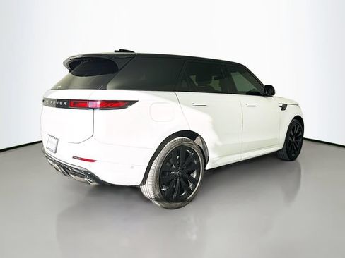 Certified 2024 Land Rover Range Rover Sport Dynamic SE AWD/4WD image 5
