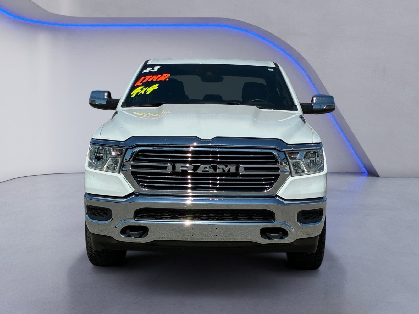 Used 2023 RAM 1500 Laramie w/ Off Road Group AWD/4WD image 8