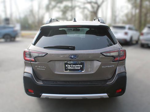 Used 2024 Subaru Outback Limited image 8