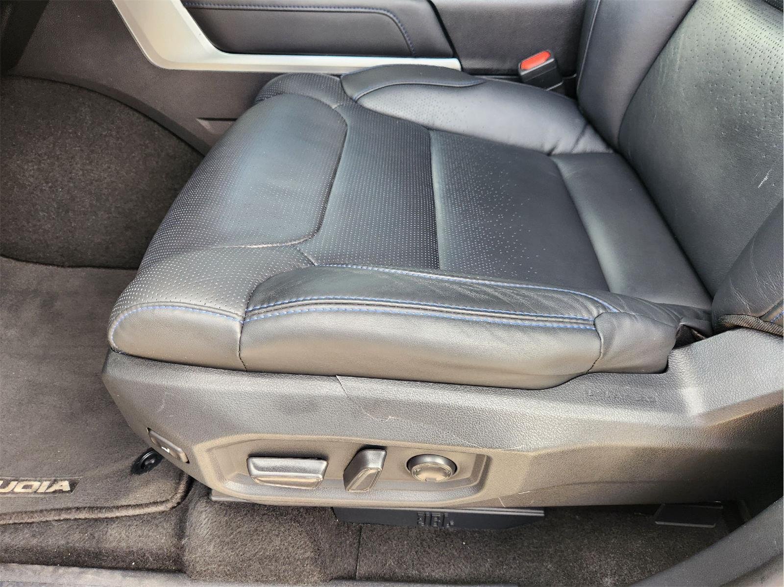 Used 2024 Toyota Sequoia Platinum AWD/4WD image 23
