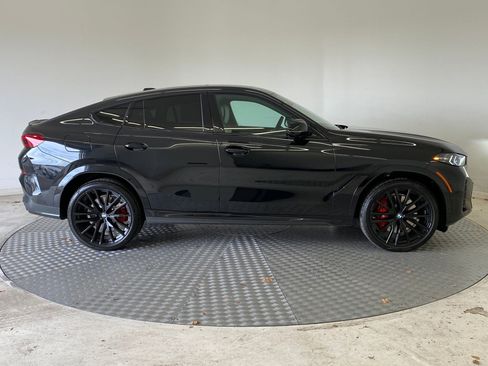 New 2026 BMW X6 M60i image 7
