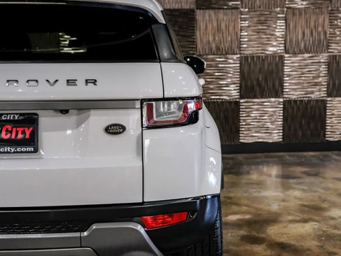 Used 2017 Land Rover Range Rover Evoque SE AWD/4WD image 48