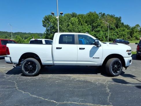 New 2026 RAM 2500 Big Horn AWD/4WD image 2