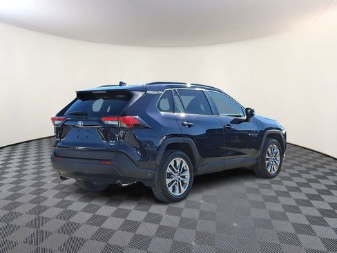 Certified 2021 Toyota RAV4 XLE Premium image 6