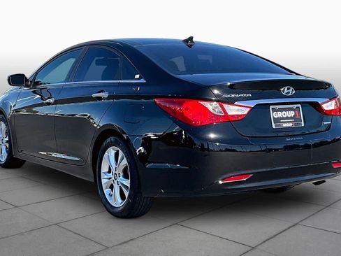 Used 2012 Hyundai Sonata Limited w/ Navigation Pkg FWD image 11