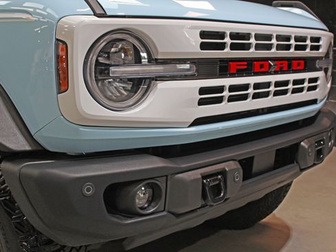 Used 2024 Ford Bronco Heritage Edition AWD/4WD image 13