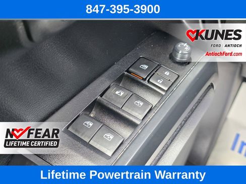 Used 2022 Toyota Tacoma SR AWD/4WD image 46