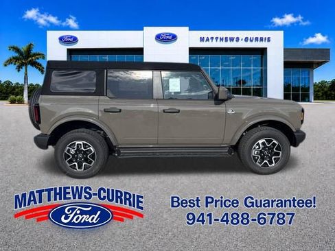 New 2026 Ford Bronco Outer Banks AWD/4WD image 3