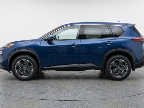 Used 2025 Nissan Rogue SV AWD/4WD image 5